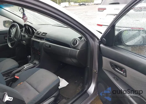 2005 Mazda 3 I z USA, uszkodzony, nr VIN JM1BK12F851338290